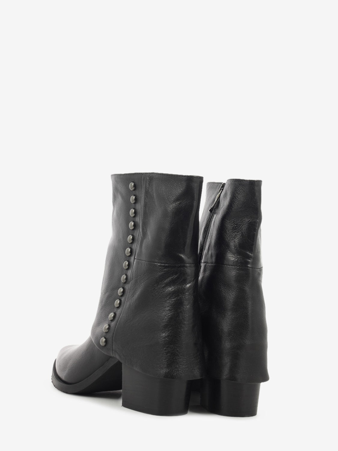 Dustin black leather ankle boots