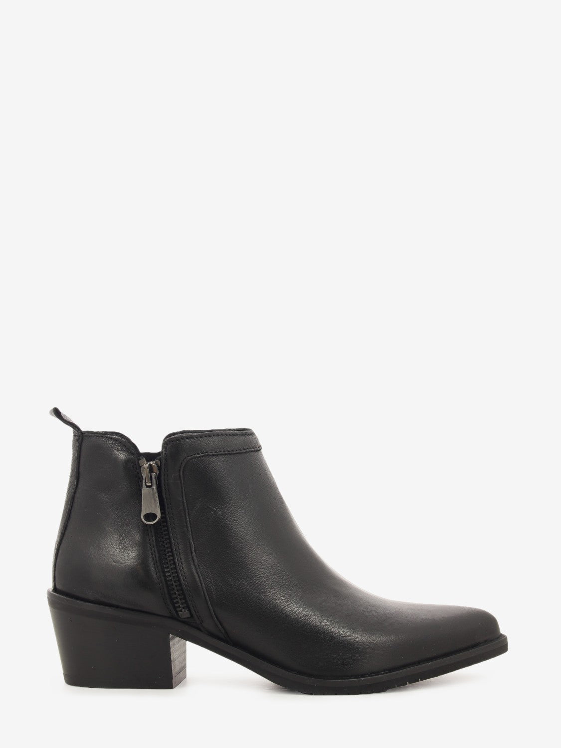 Black leather ankle boot with zip