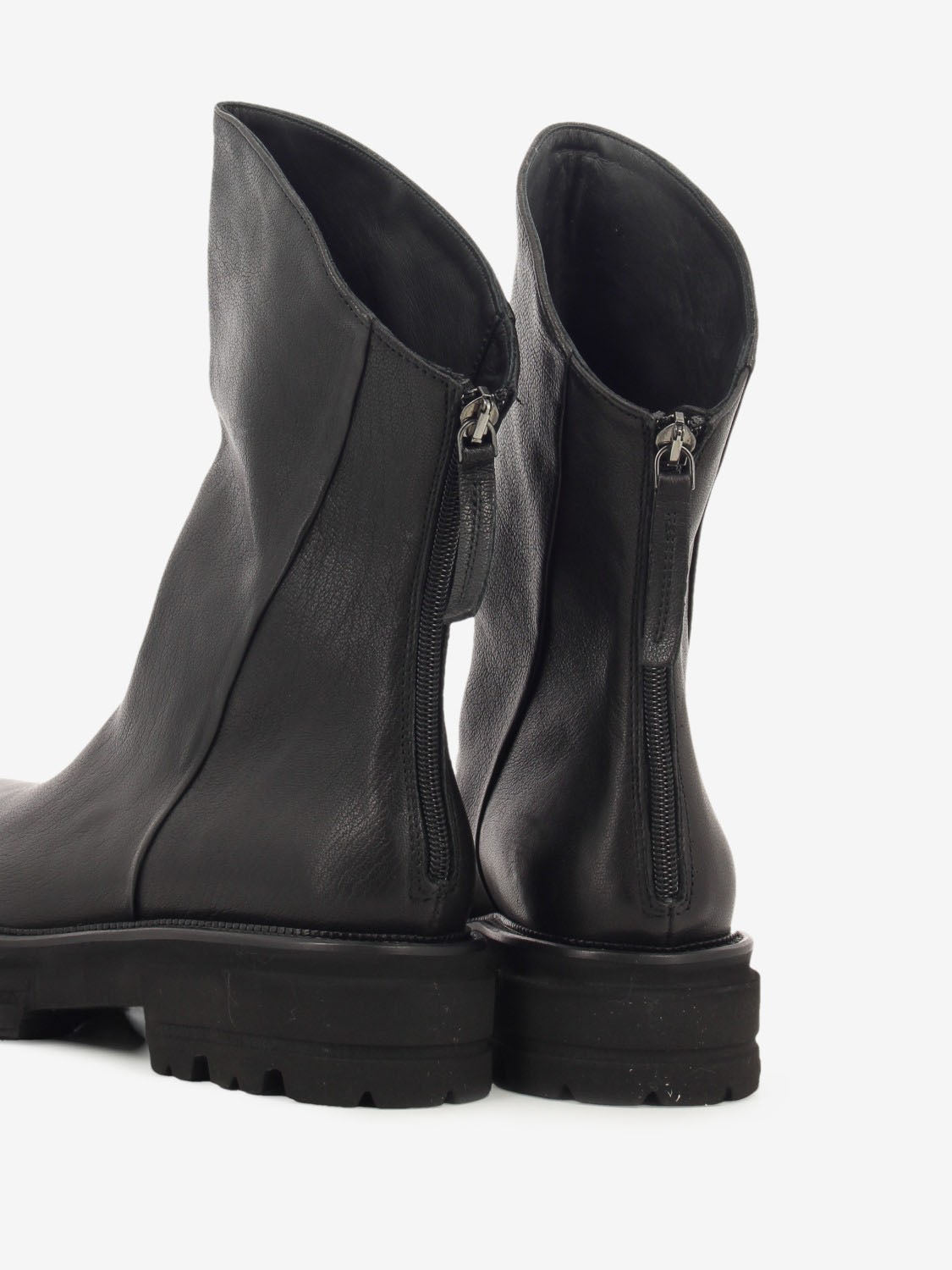 Tronchetto in pelle con zip west nero