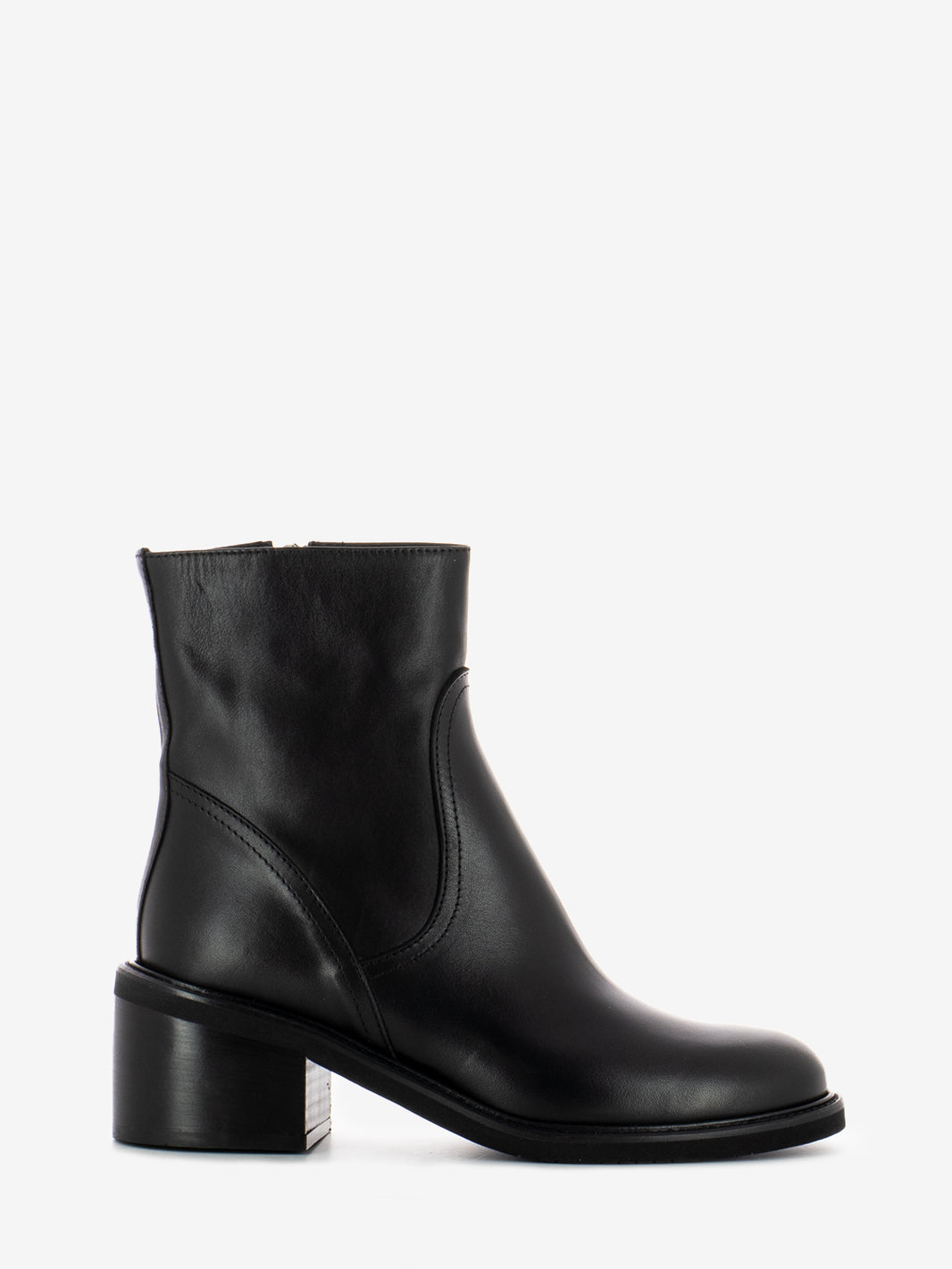 Tronchetto Nora in pelle nero