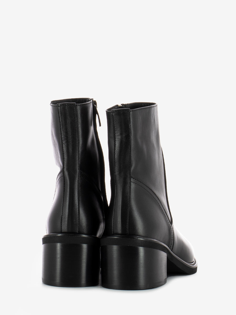Tronchetto Nora in pelle nero