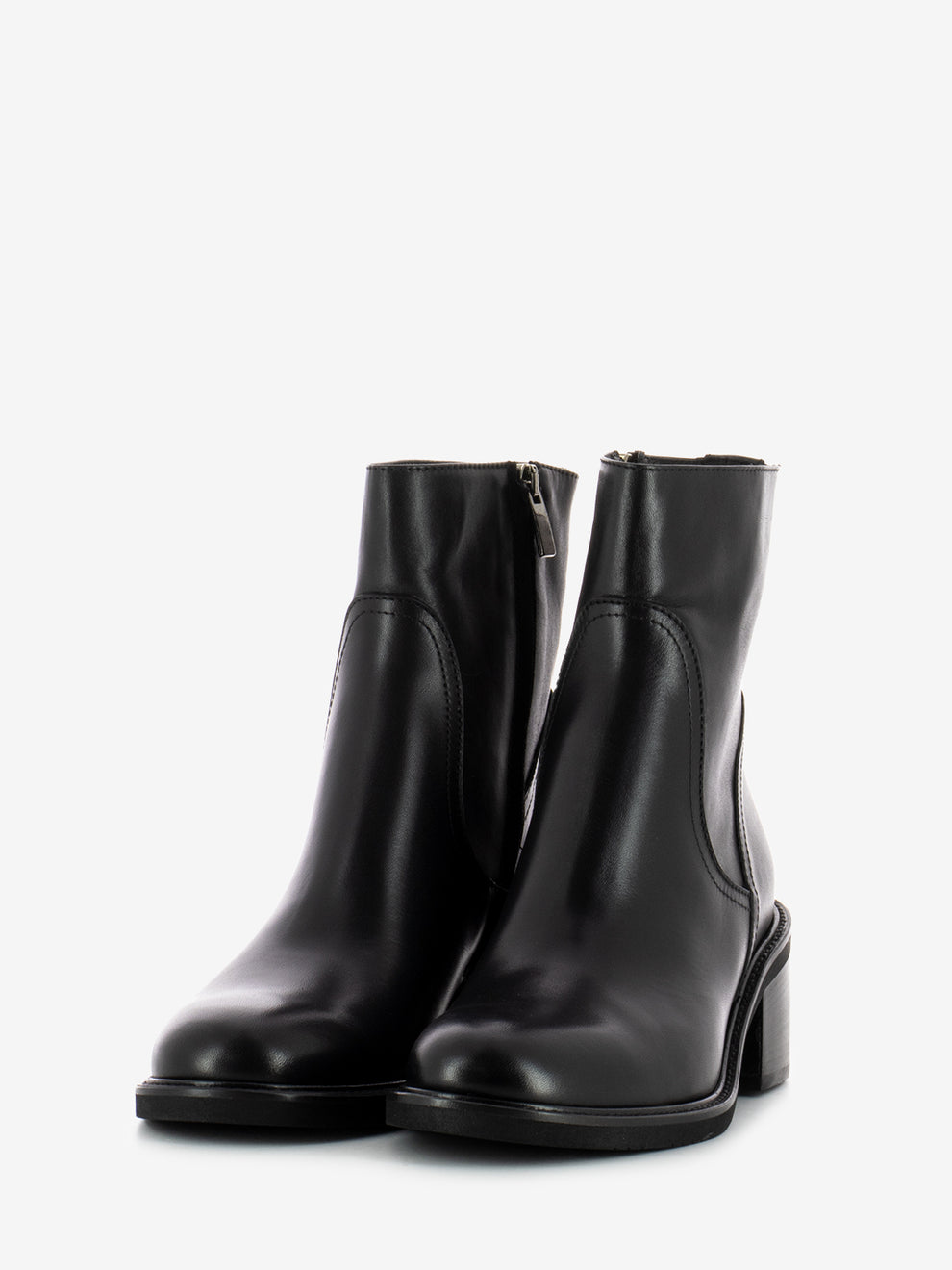 Tronchetto Nora in pelle nero