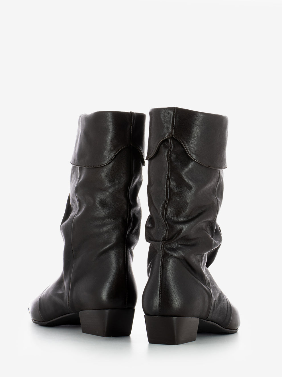Stivaletto in pelle effetto slouchy