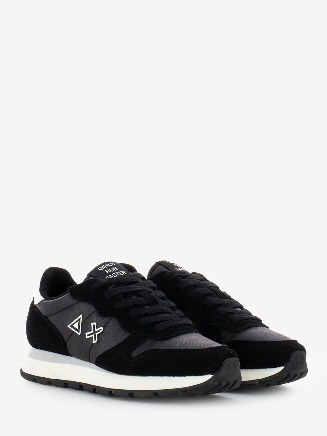 Ally bright black sneakers