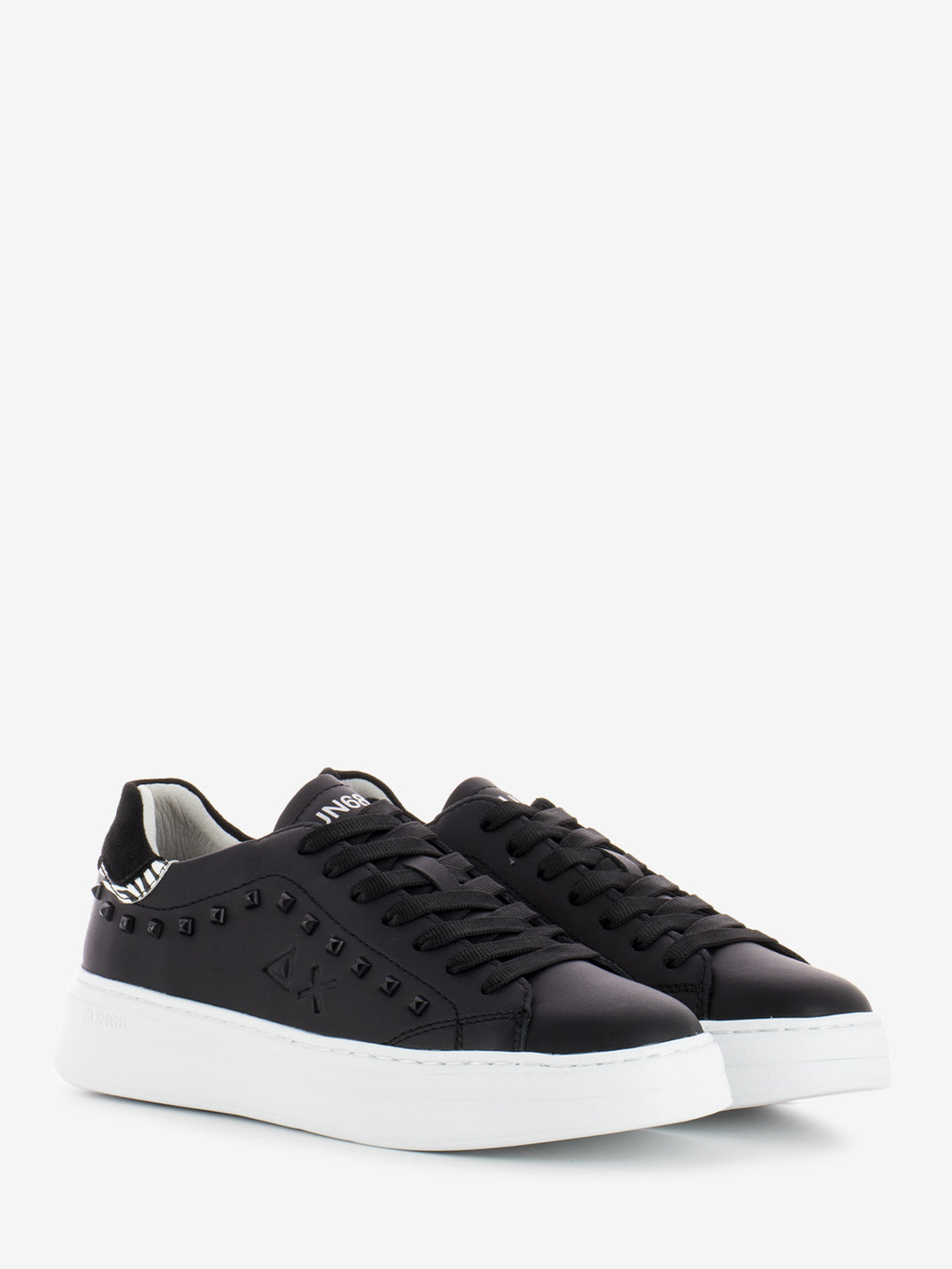 Grace Leather Sneakers Black