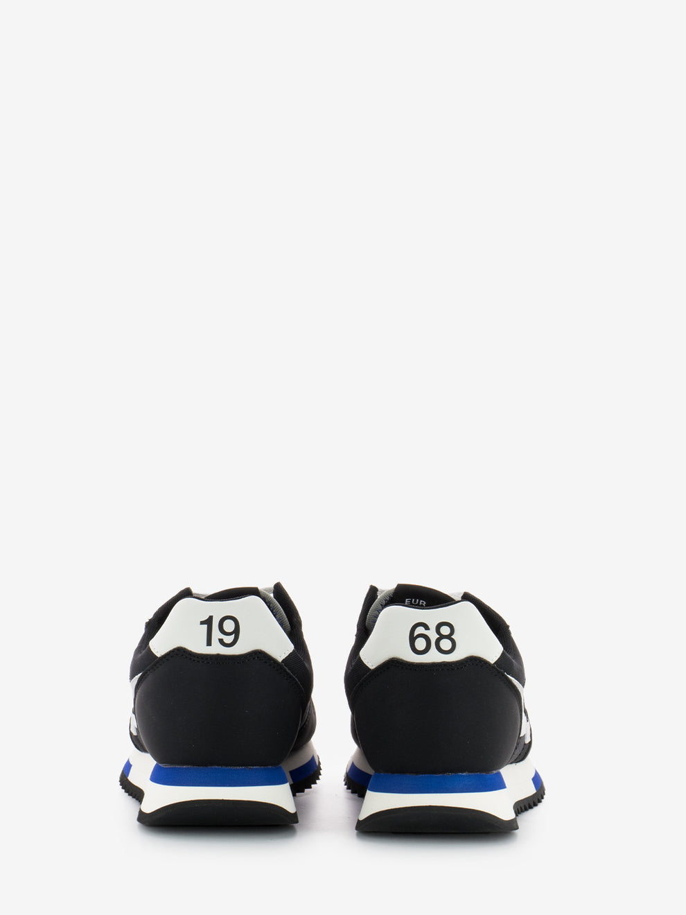 Niki Solid Black Sneakers