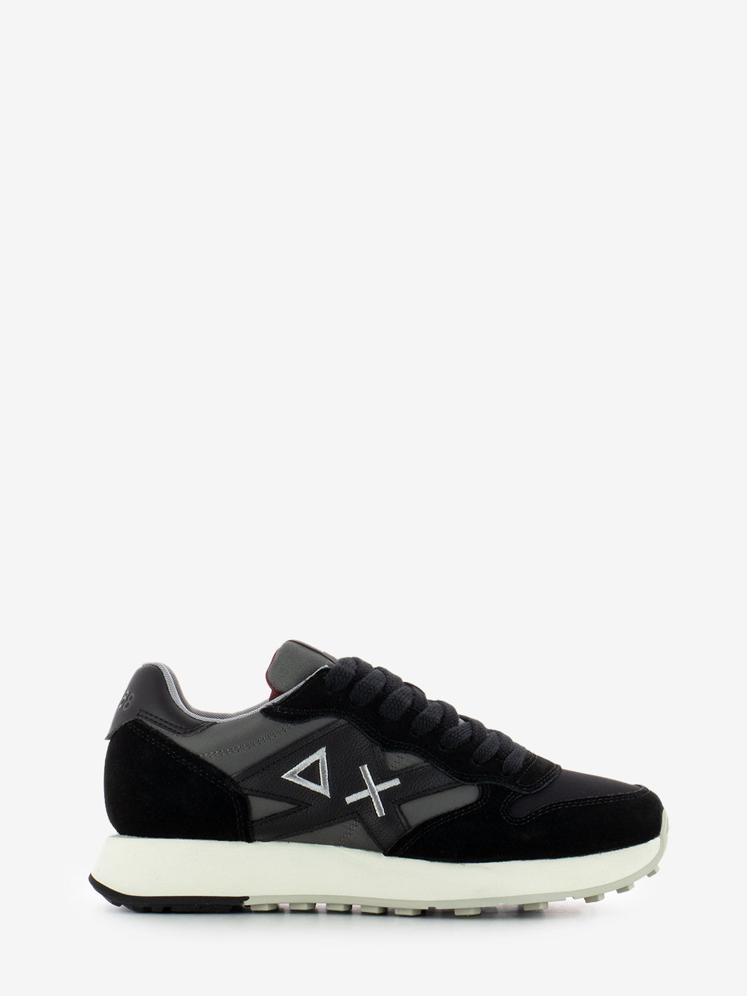 Black two-tone Jaki