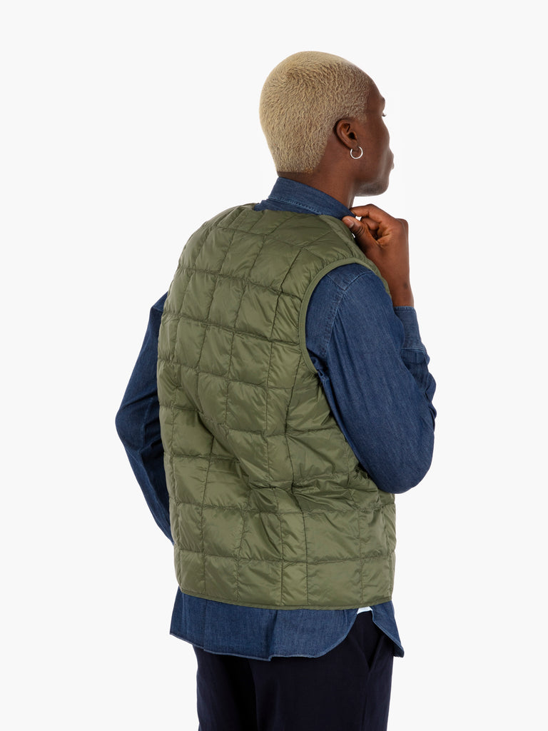 TAION - Gilet trapuntato piuma olive