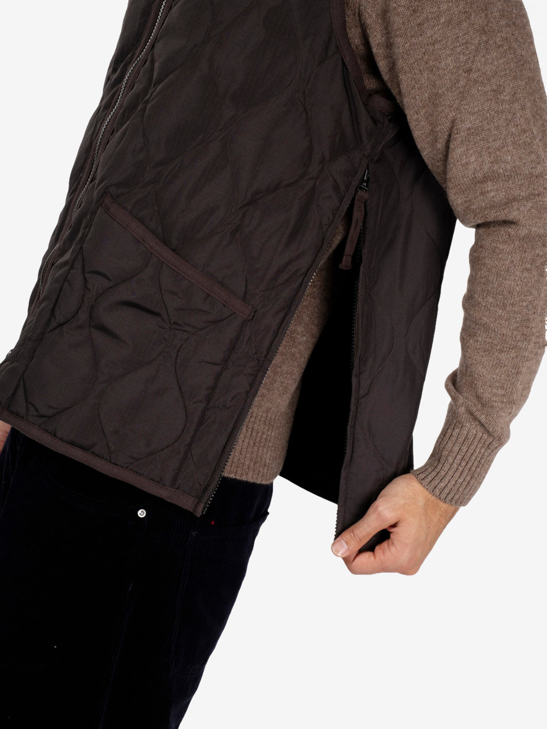 Military vest dark choco