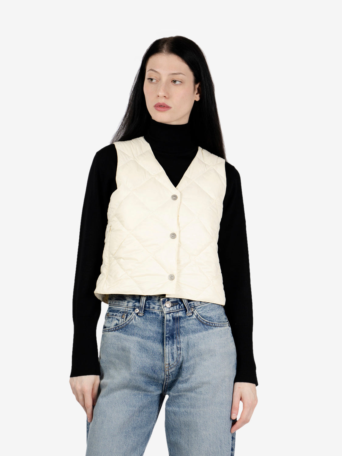 V-Neck Lightweight Down Vest off white