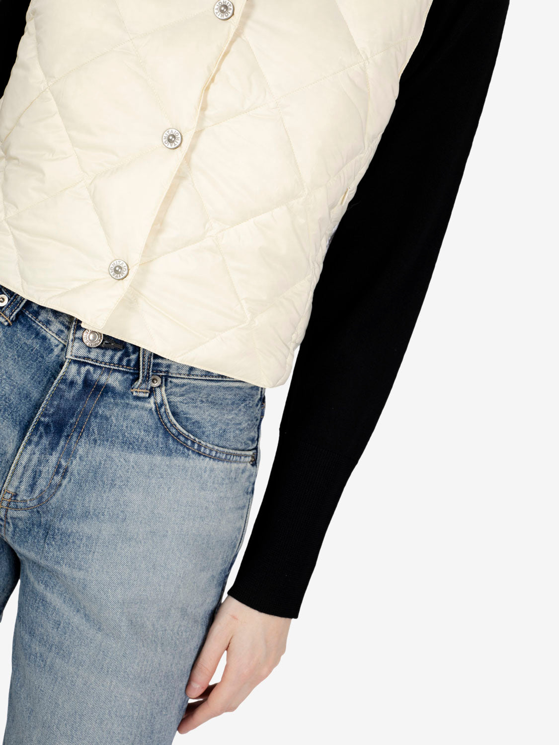 V-Neck Lightweight Down Vest off white