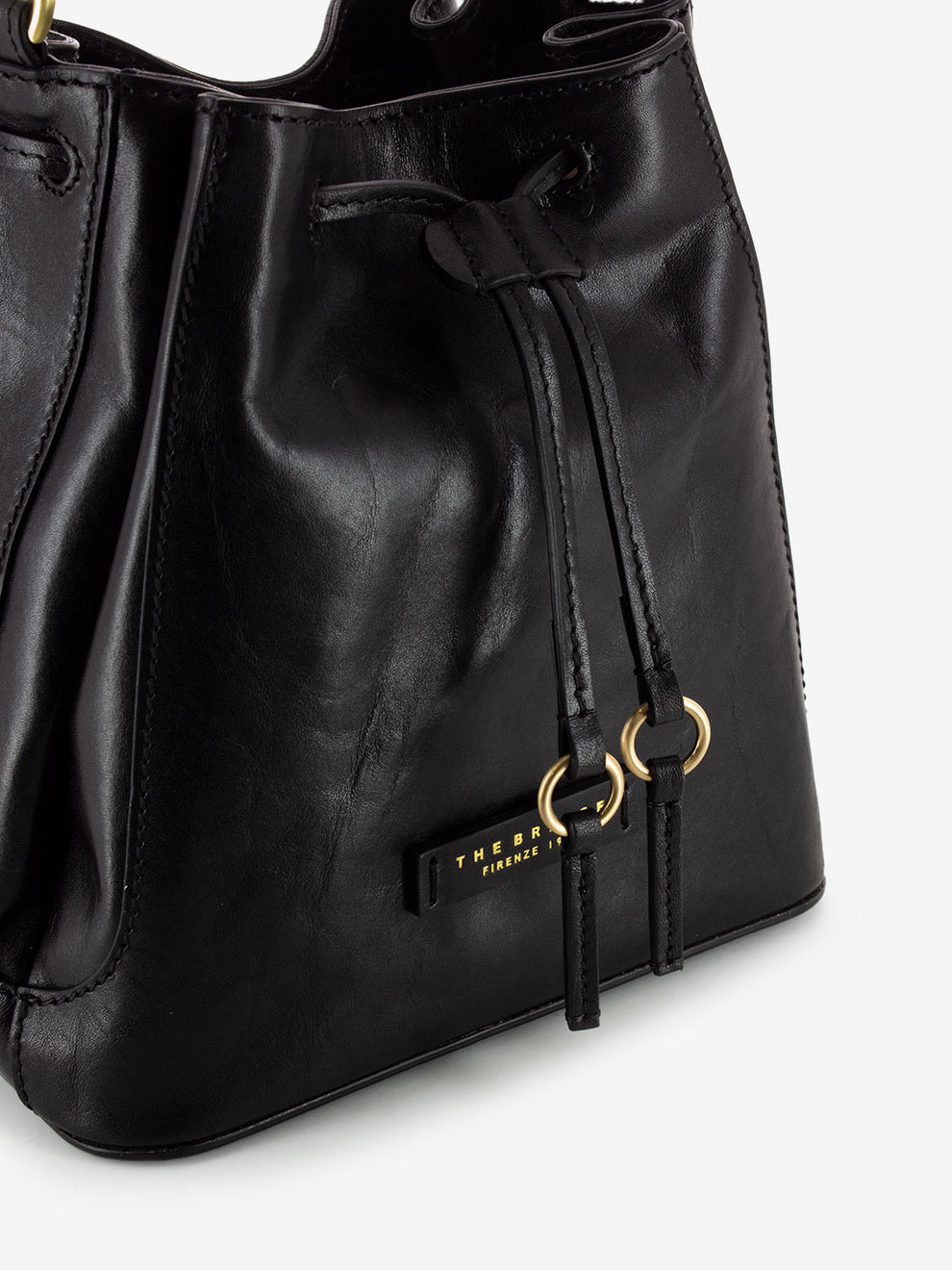 Borsa Fiammetta a secchiello in pelle nera