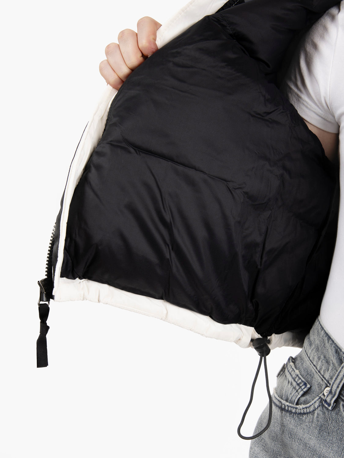 W Nuptse short jacket white dune / tnf black