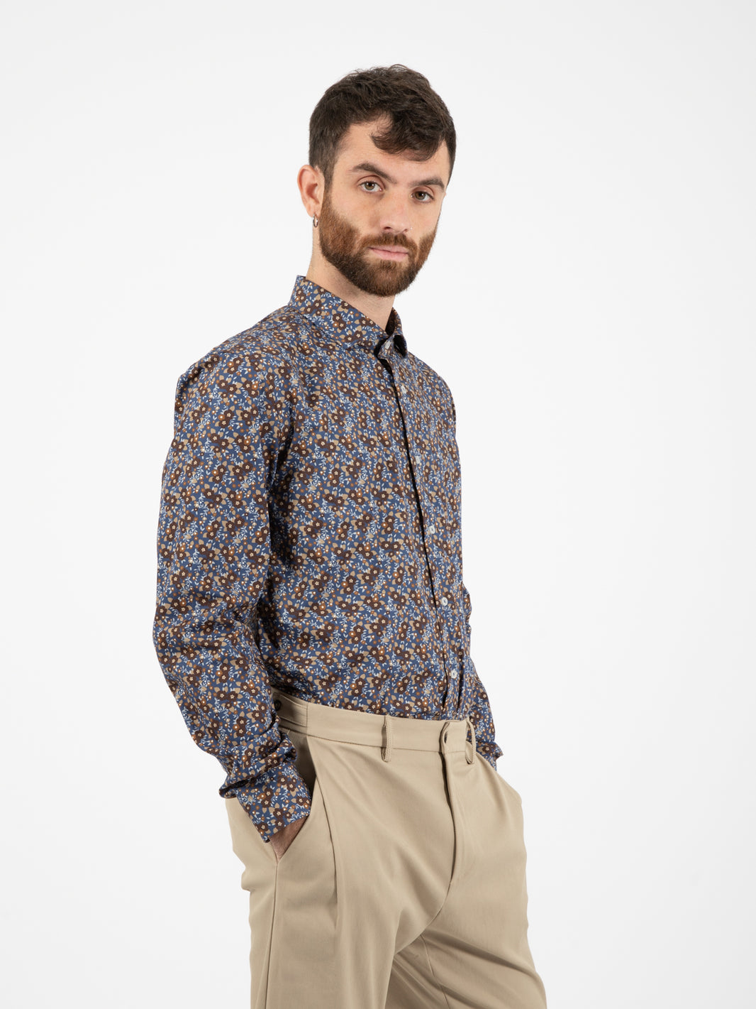 Camicia fantasia botanica blu / marrone