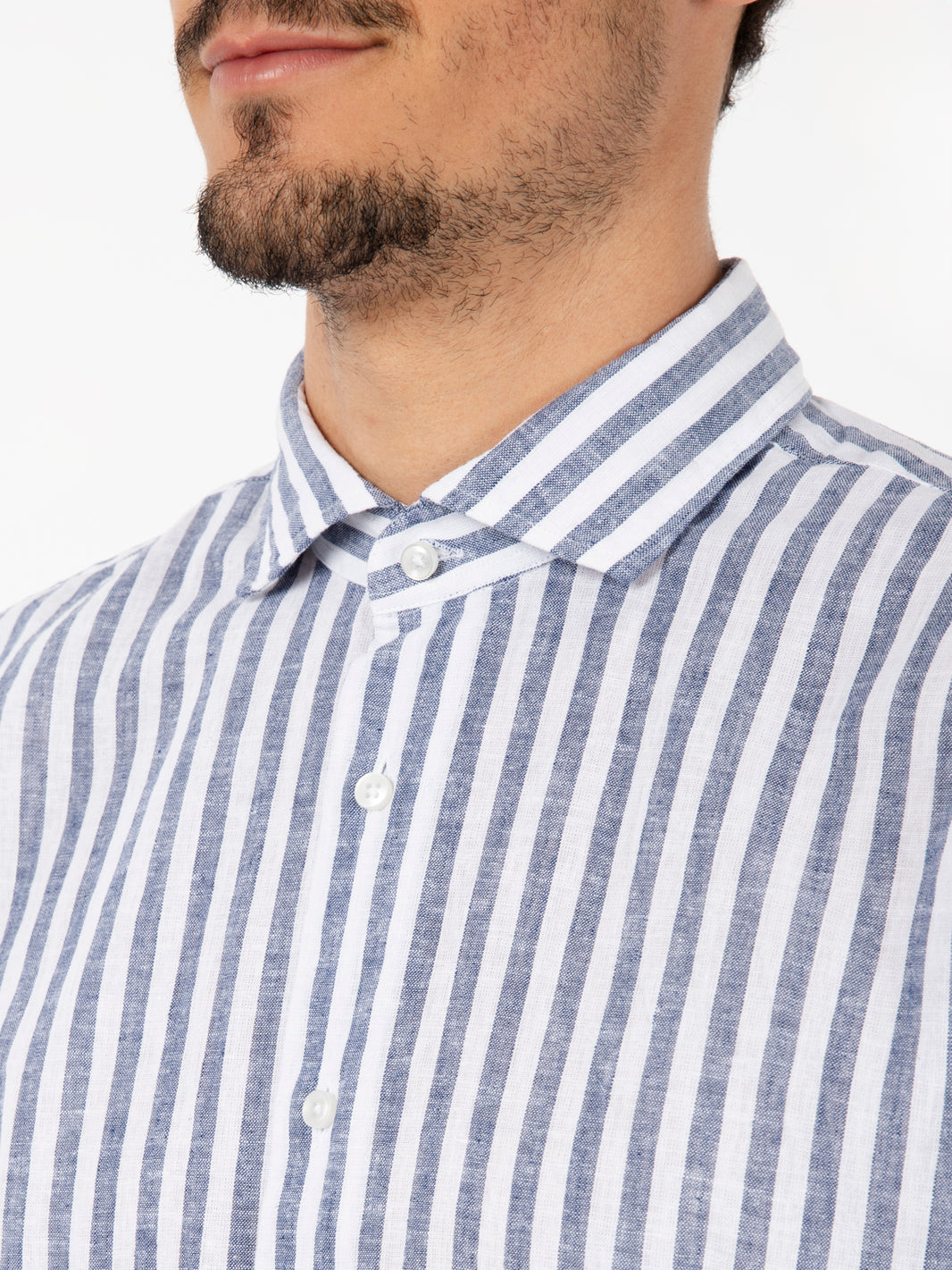 Camicia in lino a righe blu / bianco