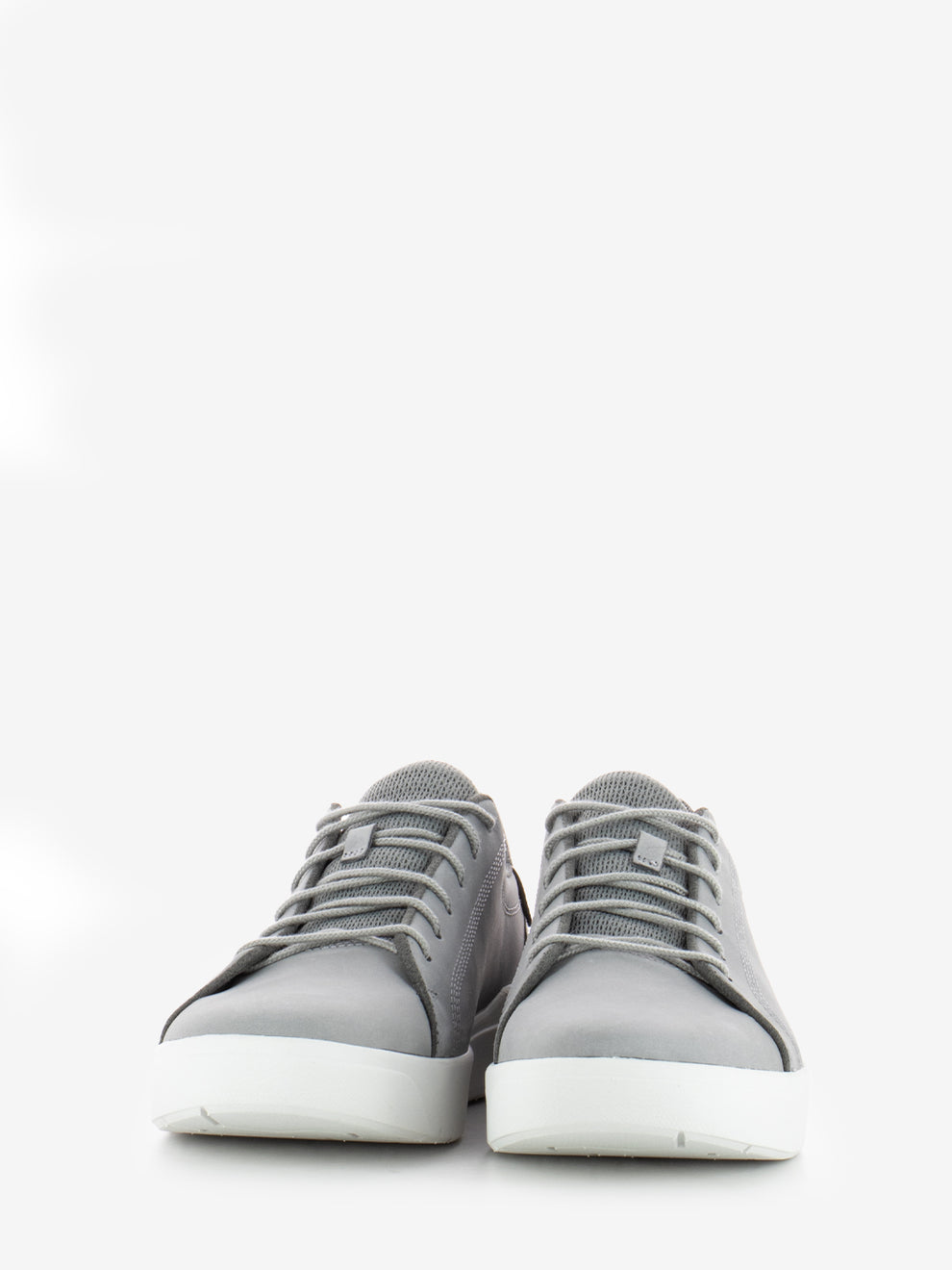 Seneca Bay low lace sneaker light gray nubuck