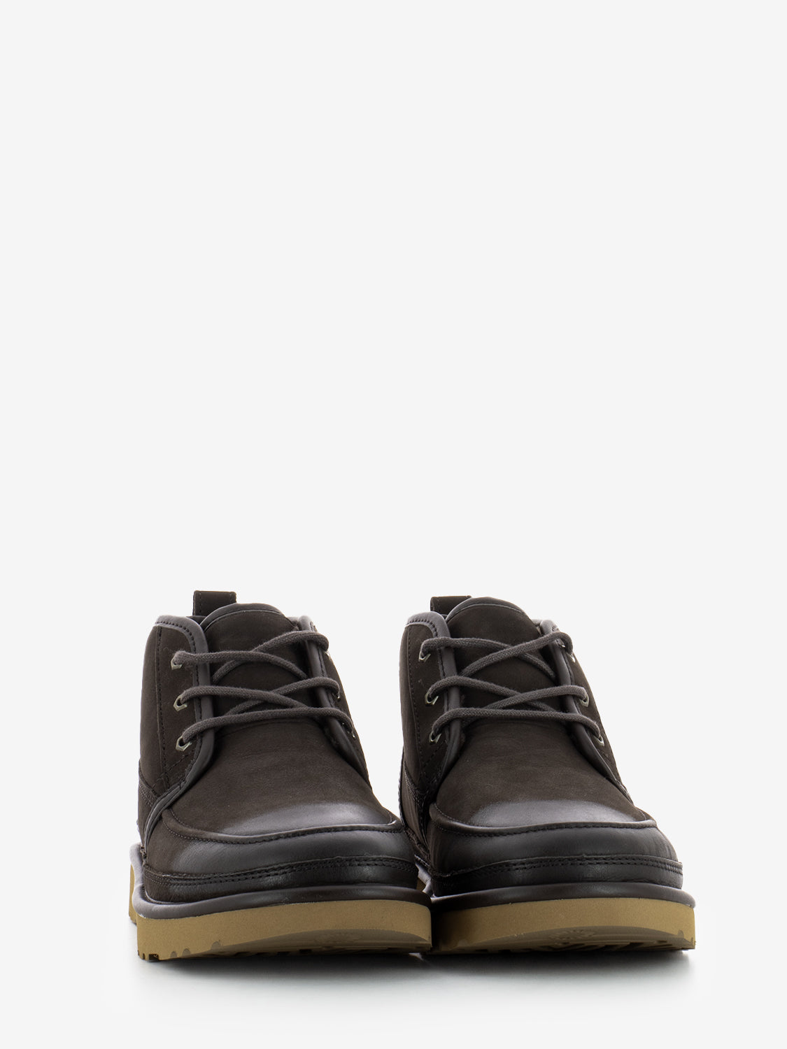 M Neumel moc nubuck dusted coca