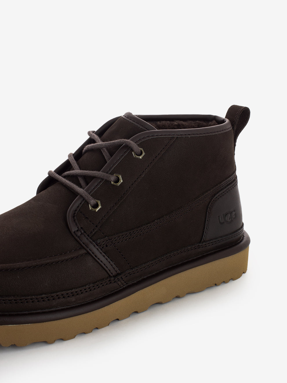 M Neumel moc nubuck dusted coca