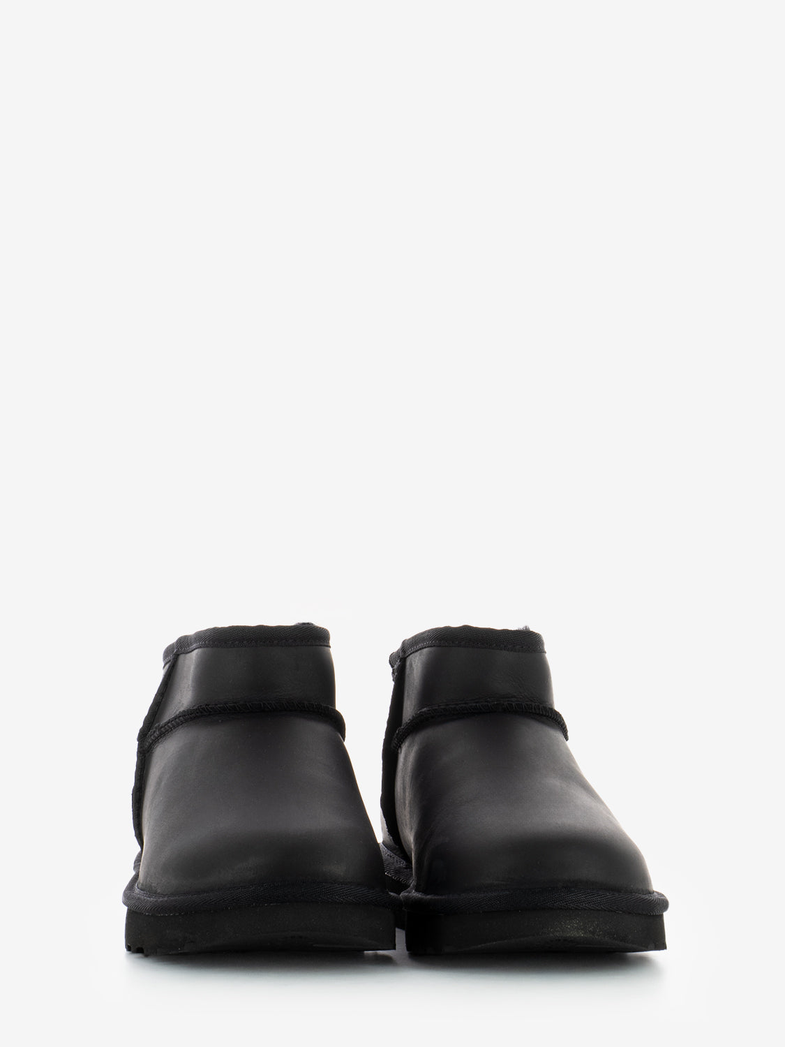 W Classic Ultra Mini leather black