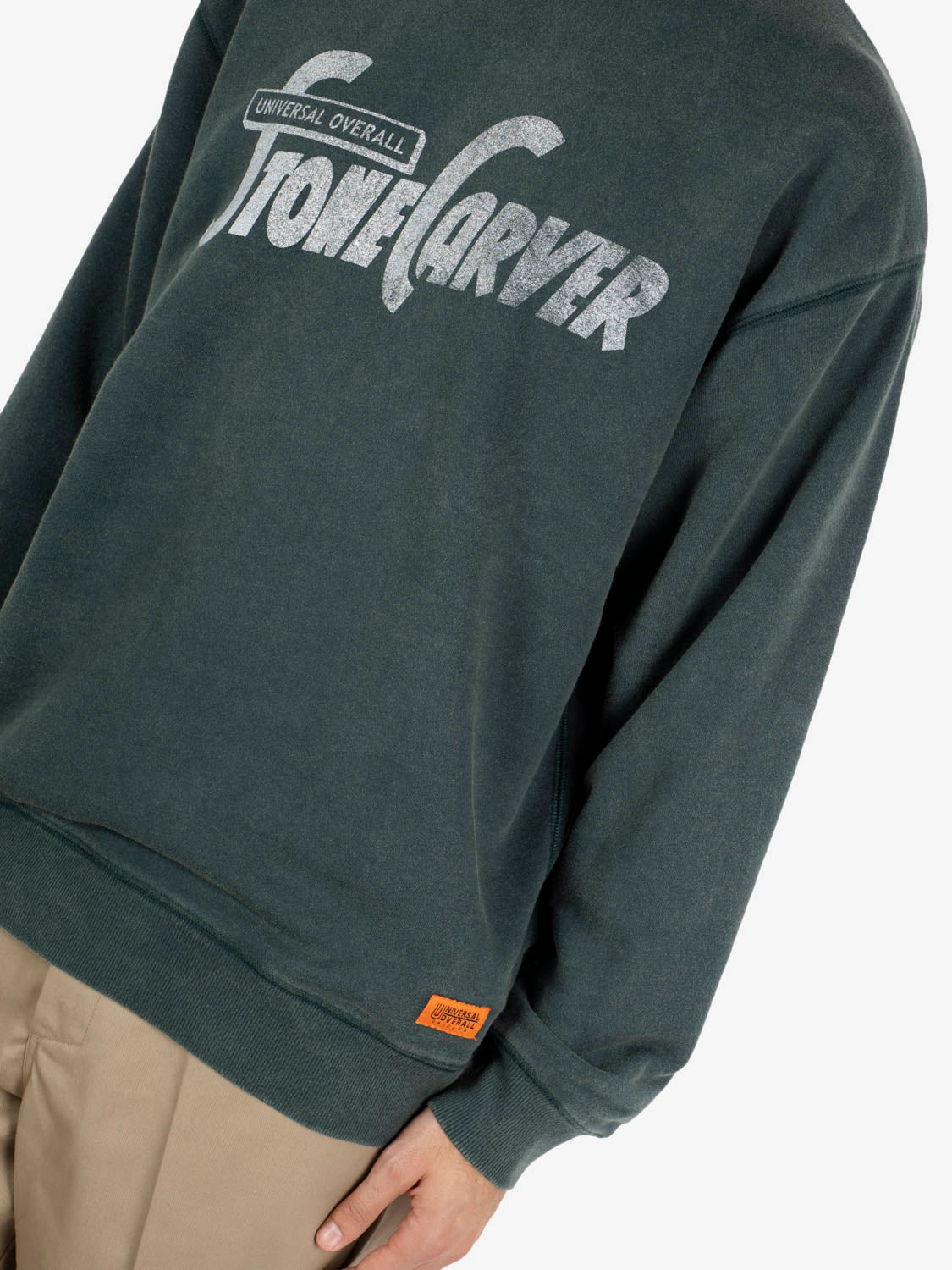 Stone Carver chemical sweat olive