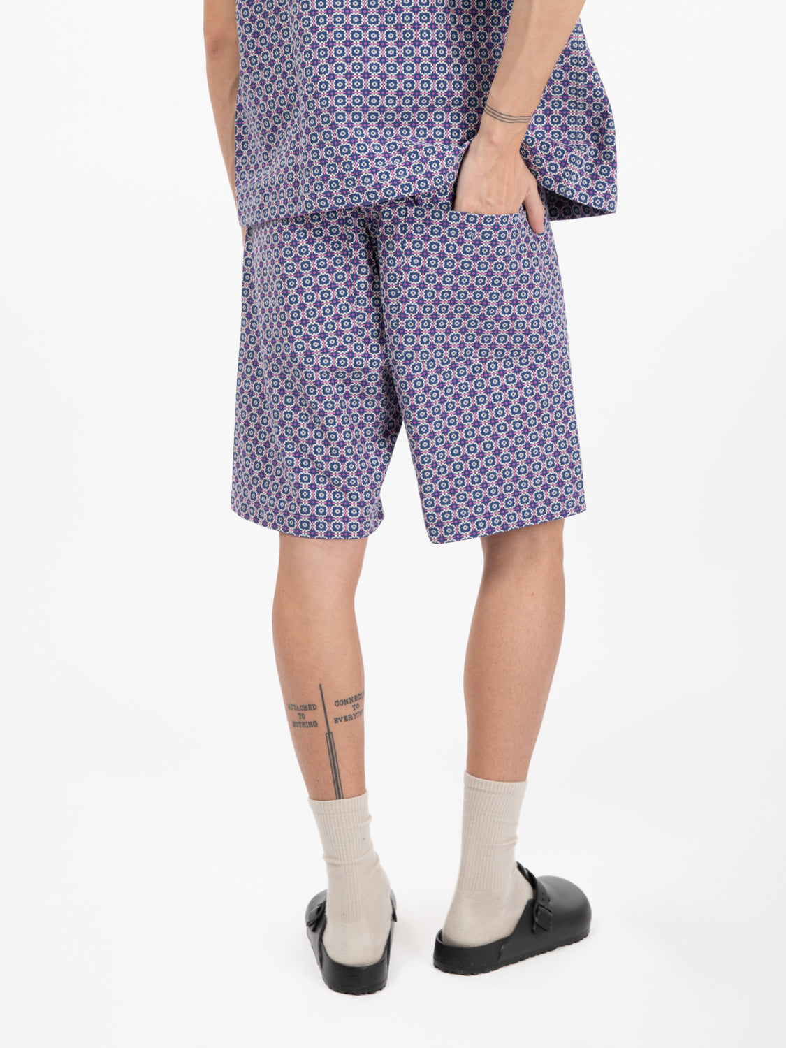 Lumber shorts navy tile