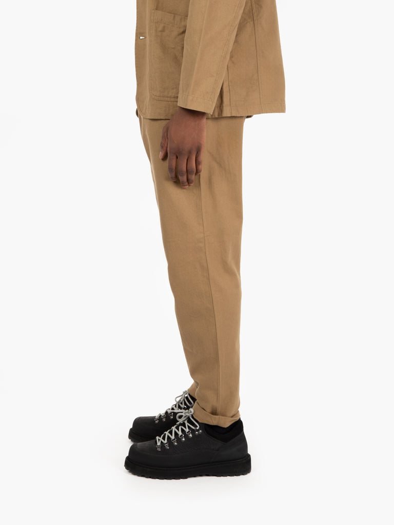 UNIVERSAL WORKS - Pantaloni militari chino sand