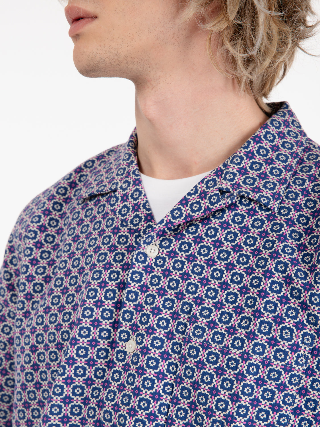 Road shirt navy tile