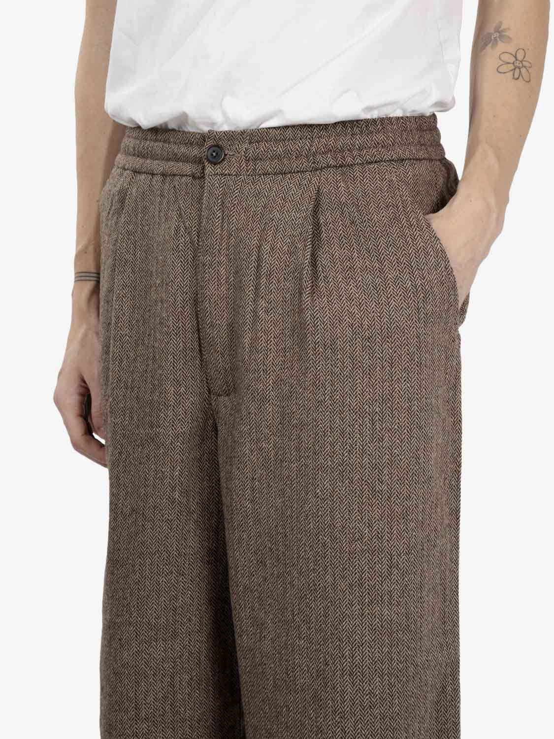 Wool Herringbone Gillespie pant brown