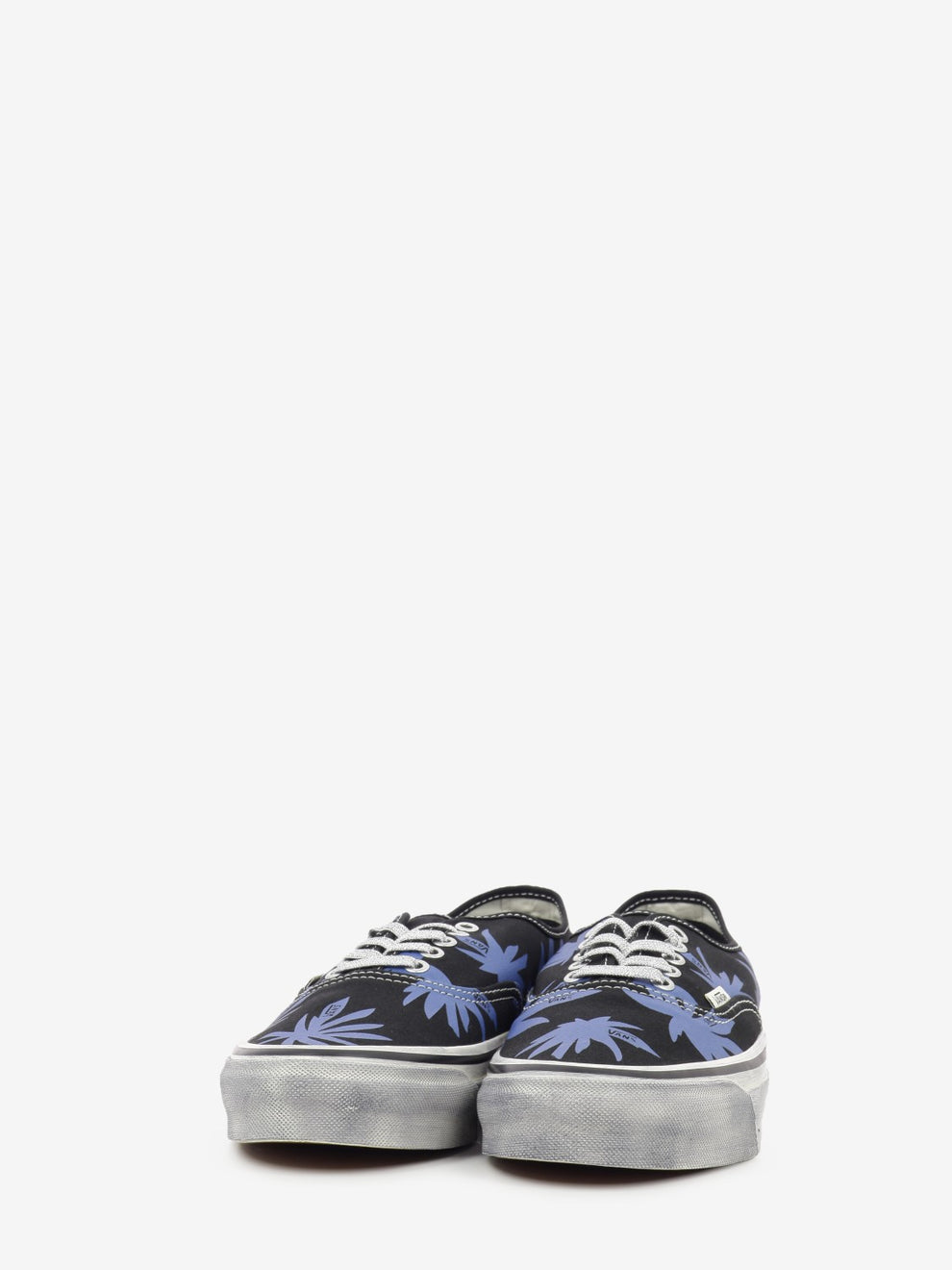 LX Authentic 44 Archive black