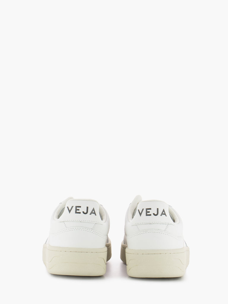 VEJA - Sneakers M V-90 Leather extra white