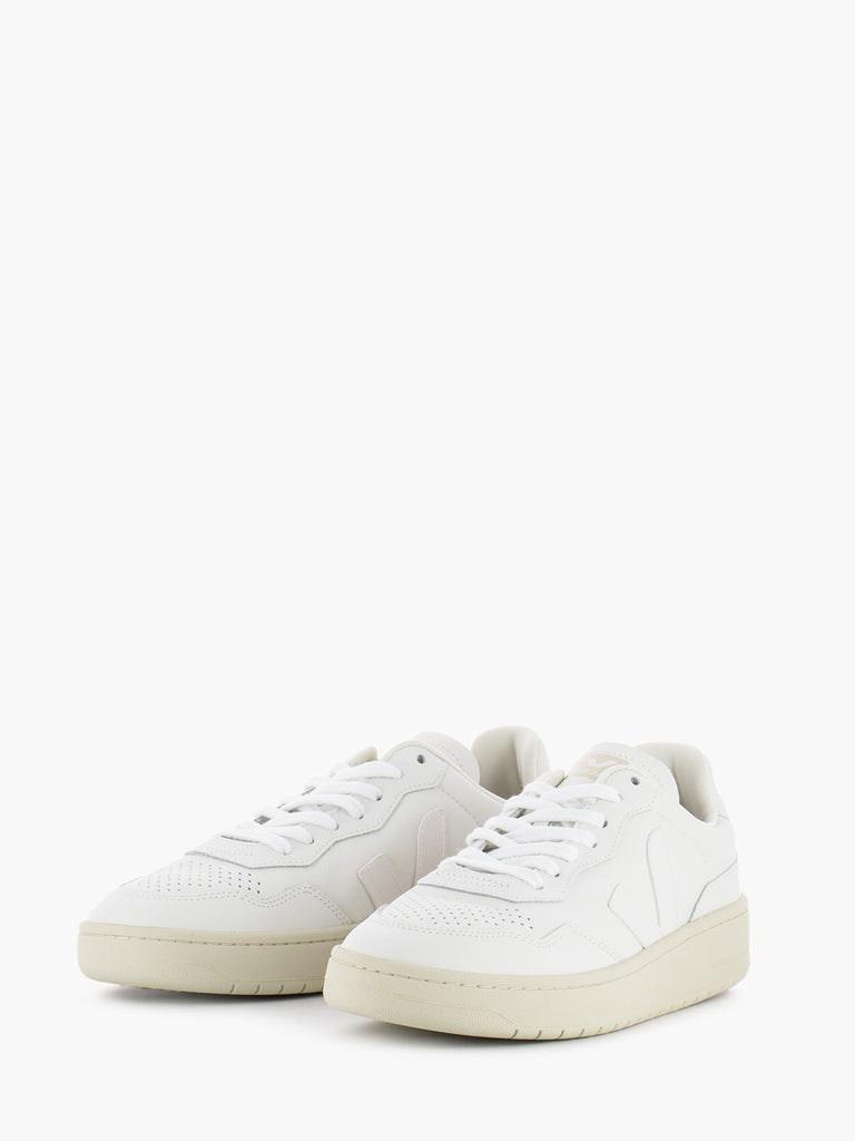 VEJA - Sneakers M V-90 Leather extra white