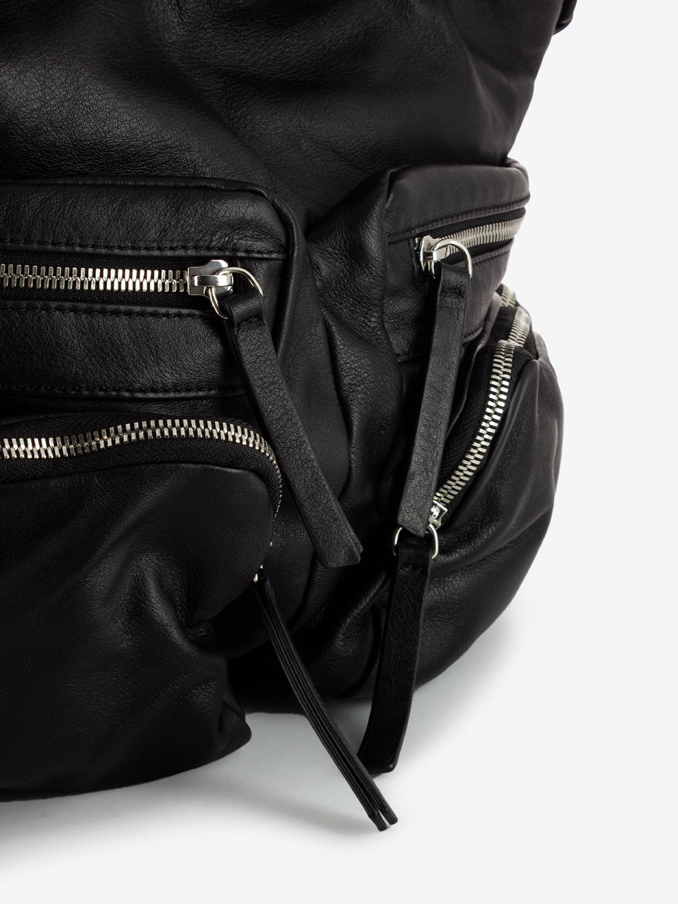 Borsa a spalla con tasche esterne in pelle nera
