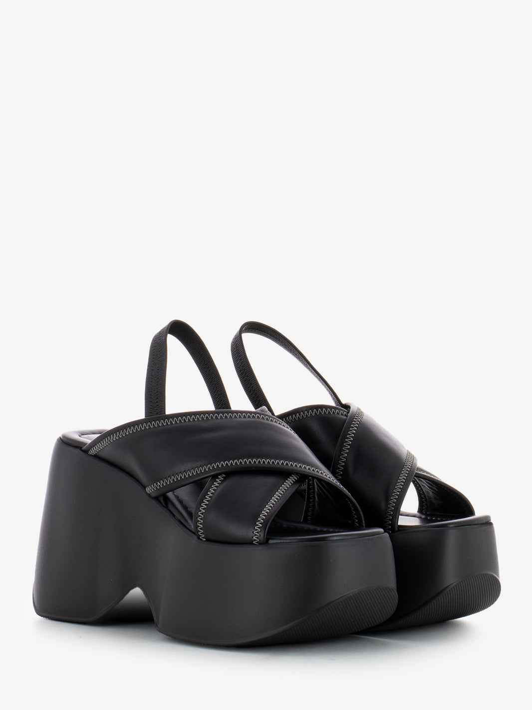 Sandali con zeppa fasce intrecciate in pelle nero