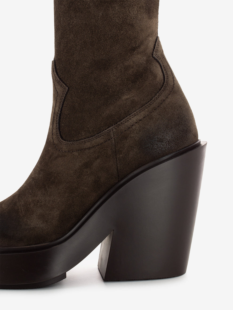 Magnifico 350 brown suede ankle boots