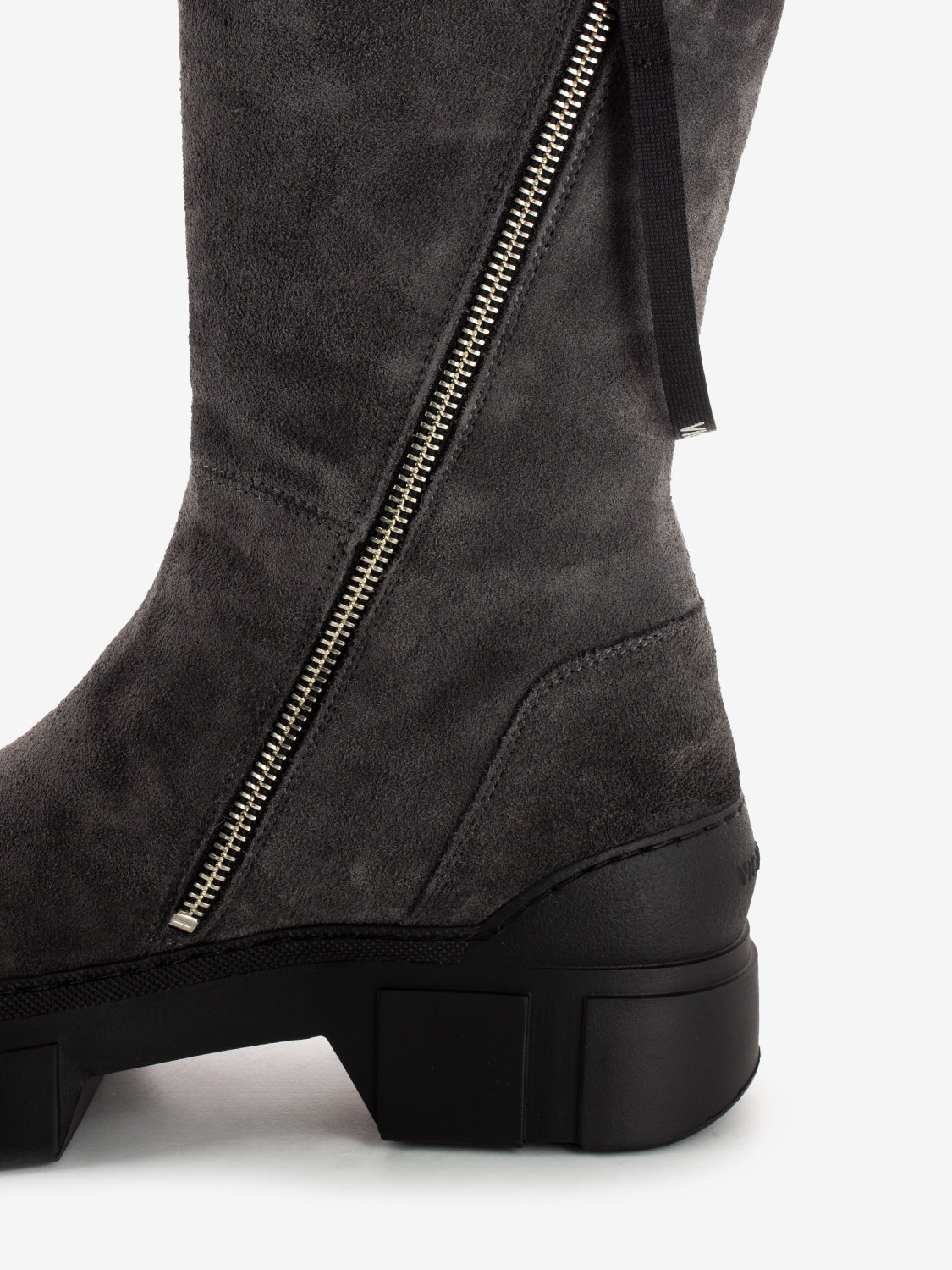 Silverstone 150 grey ankle boots