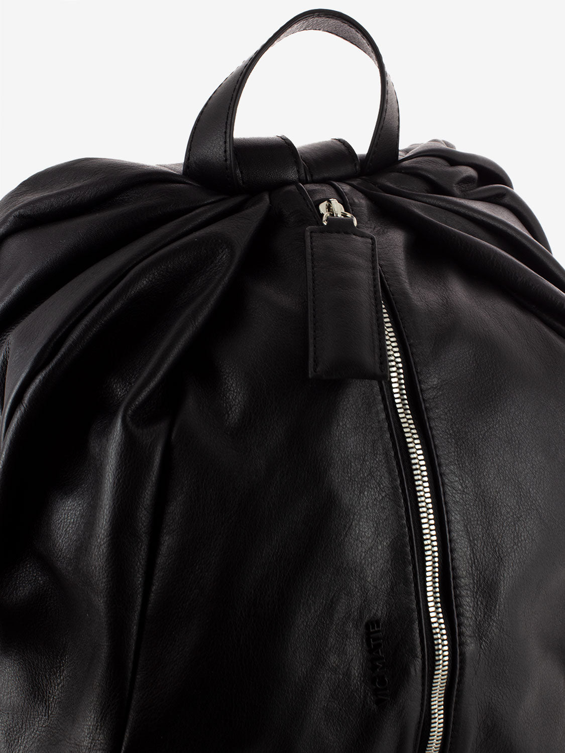 Zaino con zip centrale in pelle nero
