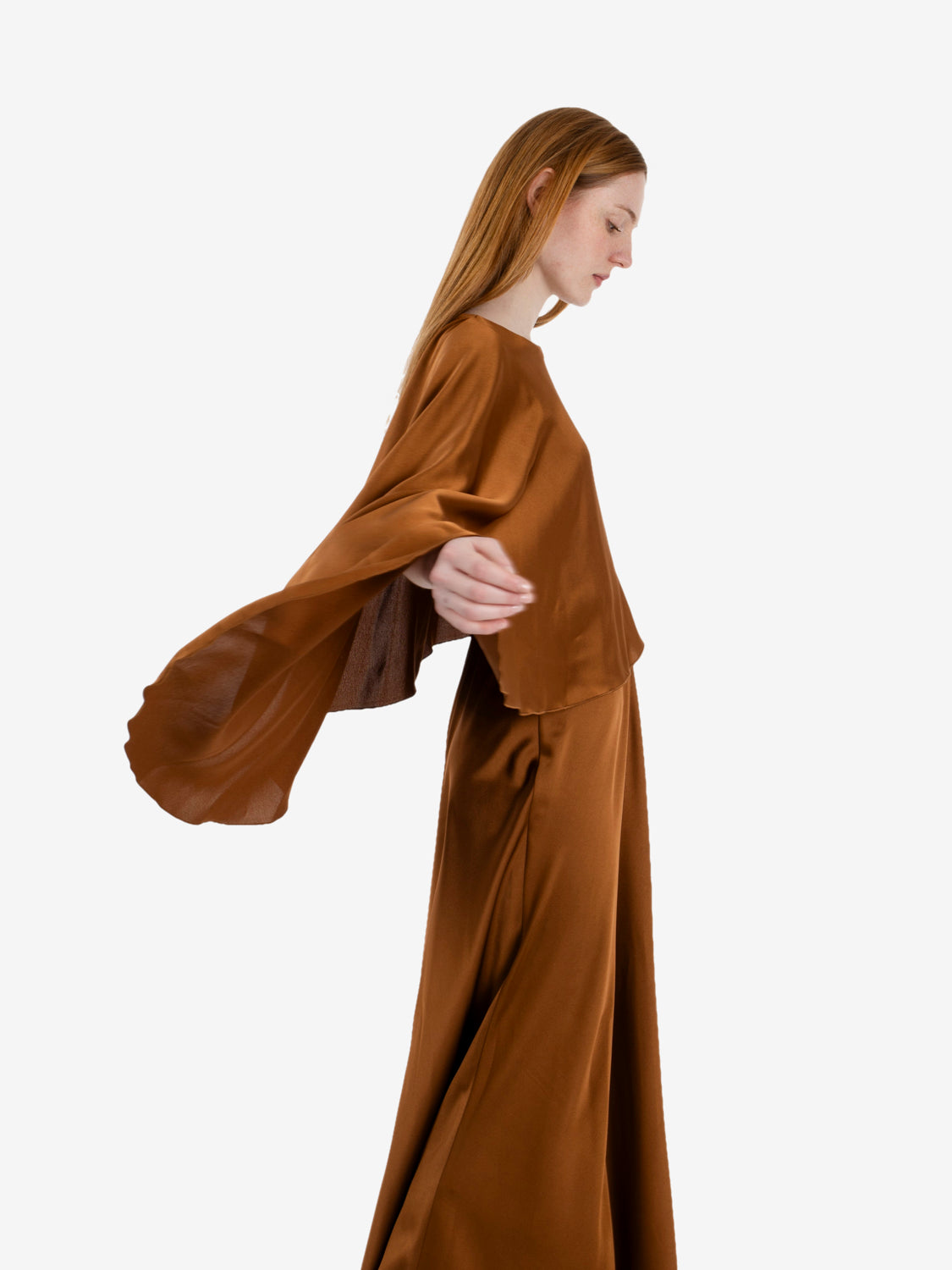 Long hazelnut satin dress