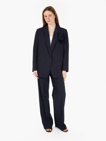 Blazer oversize con spilla blu