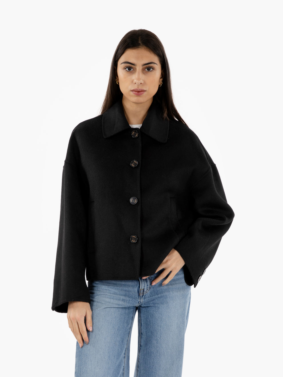 Cappotto corto con colletto blu
