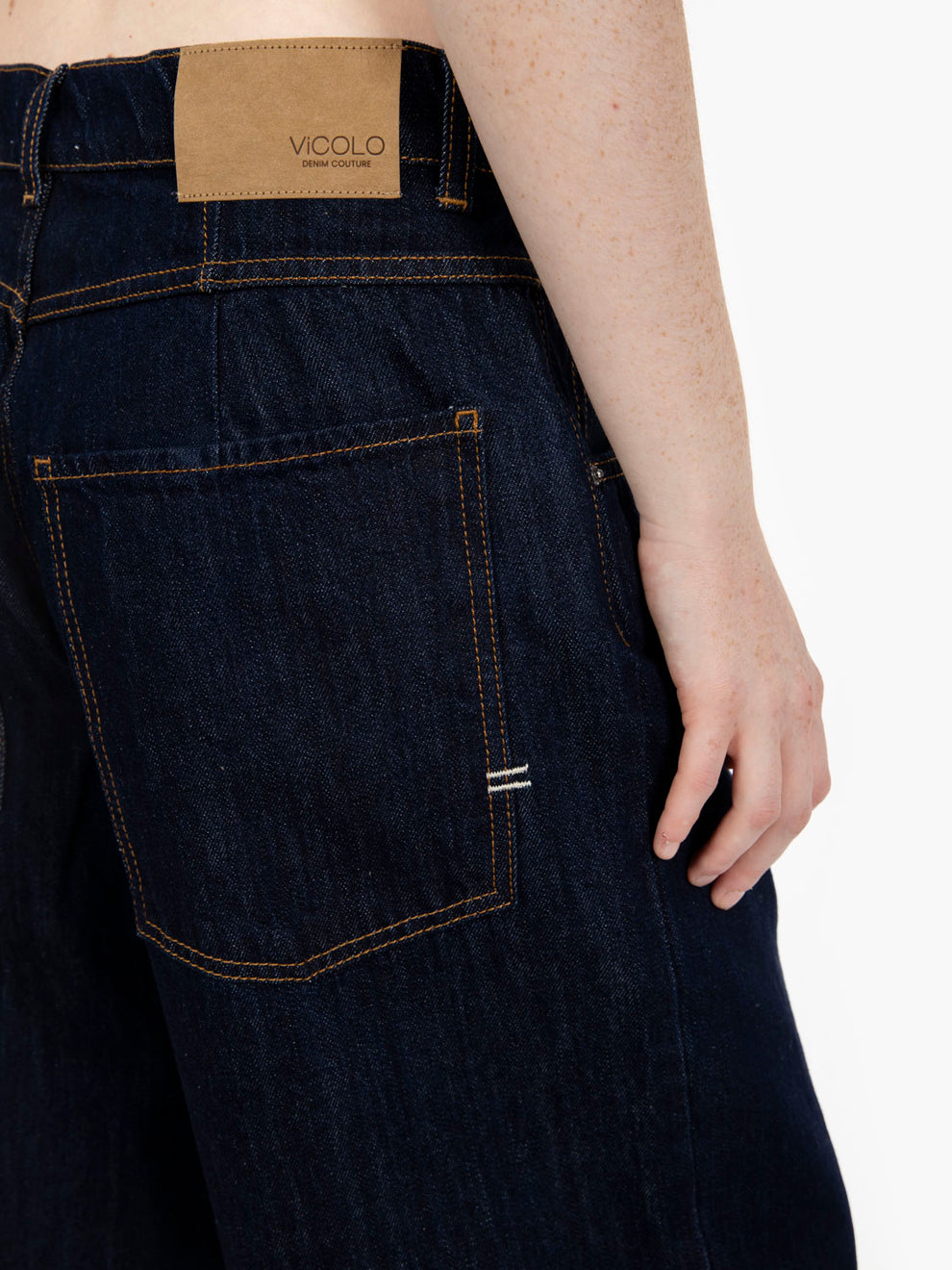 Mia wide-leg jeans in blue rinse