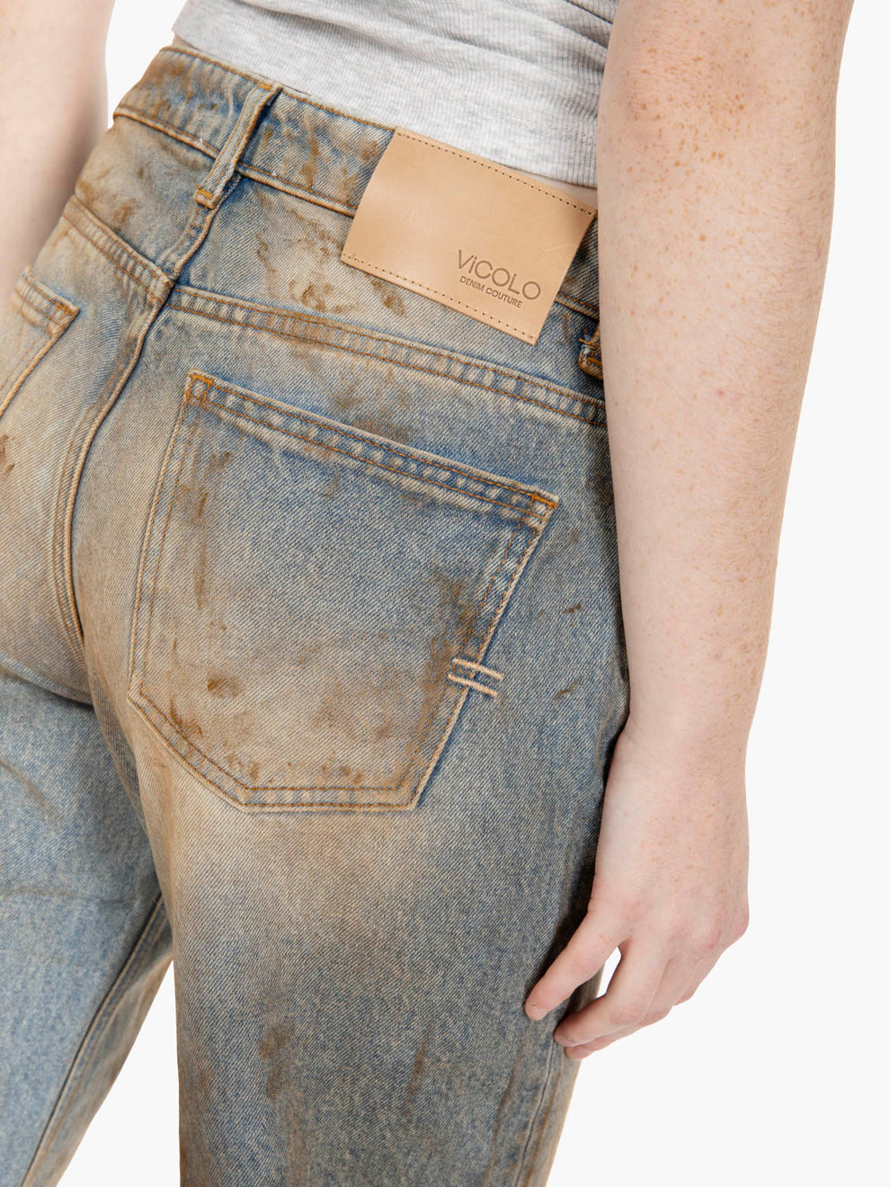 Alex jeans with a dirty denim effect
