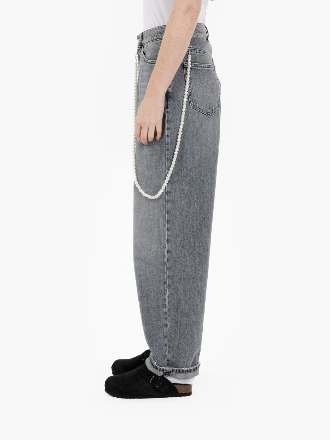 Grey baggy jeans with pearls