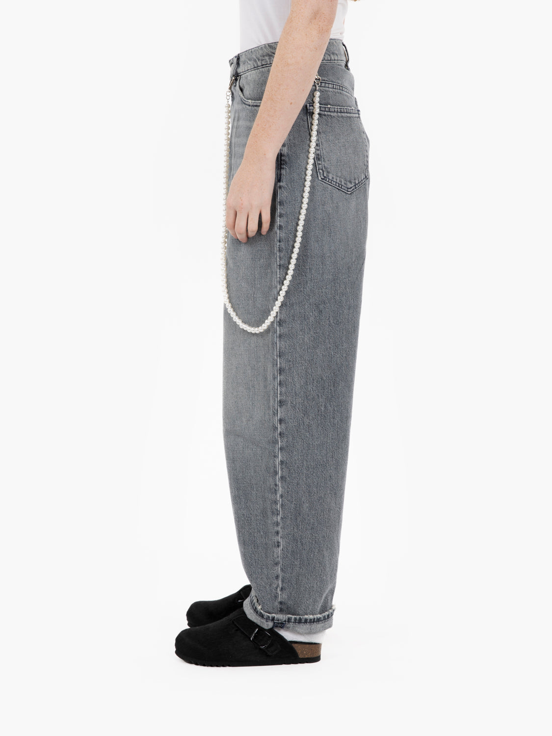 Grey baggy jeans with pearls
