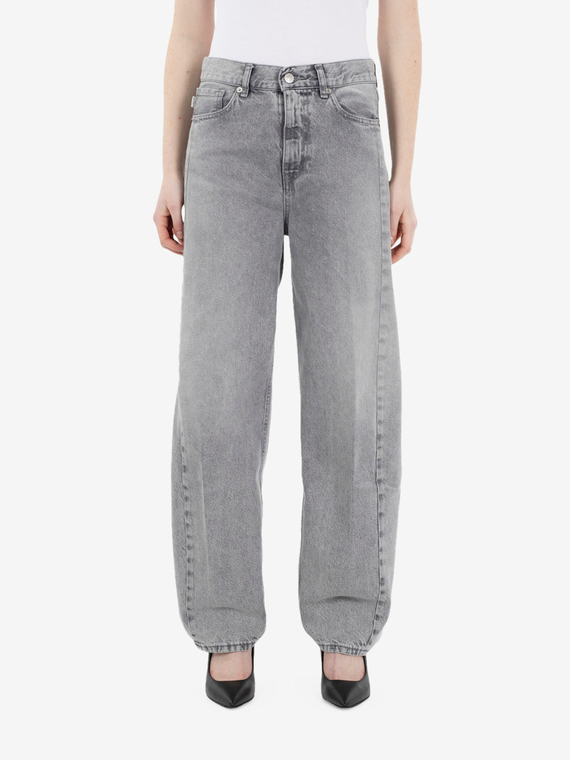 Chiara barrel grey denim jeans