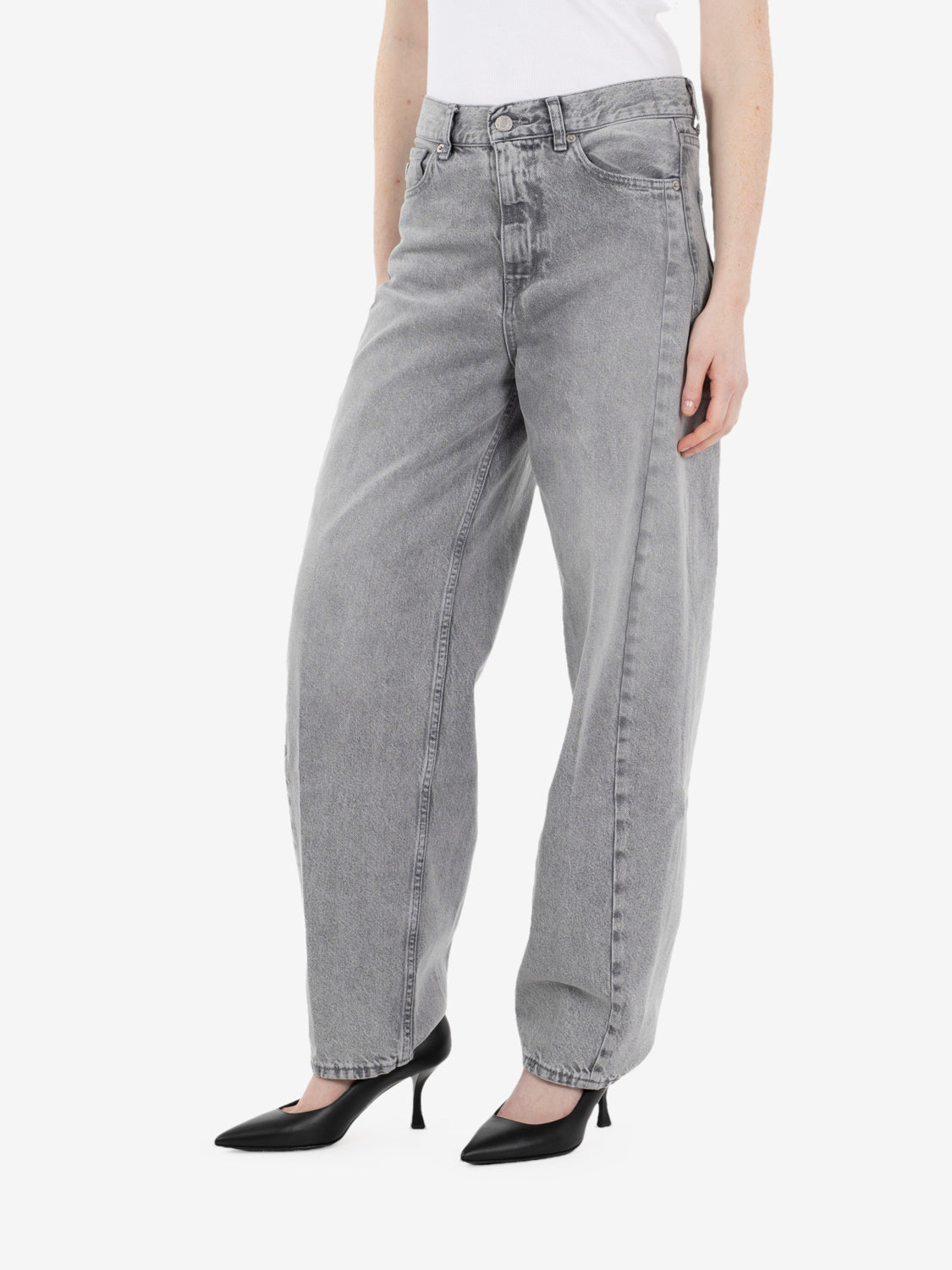 Chiara barrel grey denim jeans