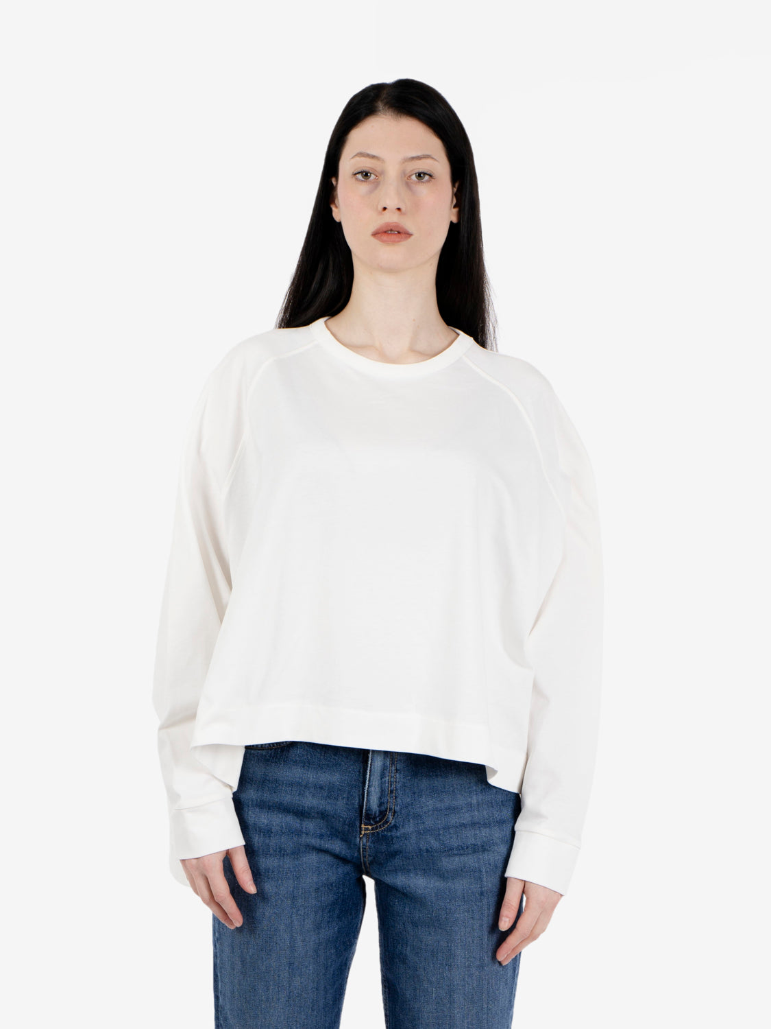 White long-sleeved shirt