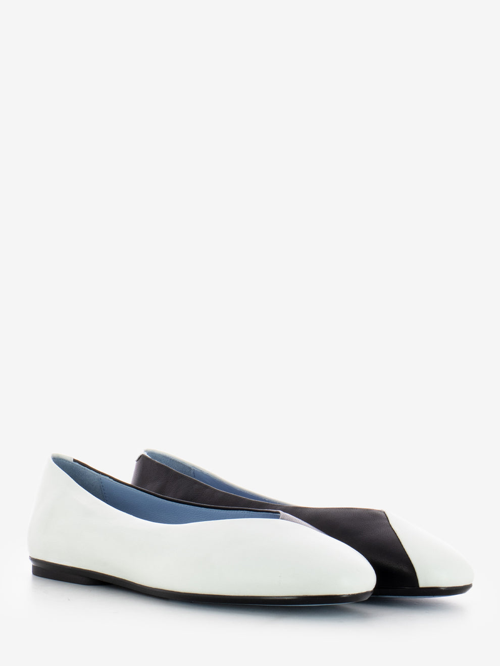 Ellen ballerina in white / black nappa