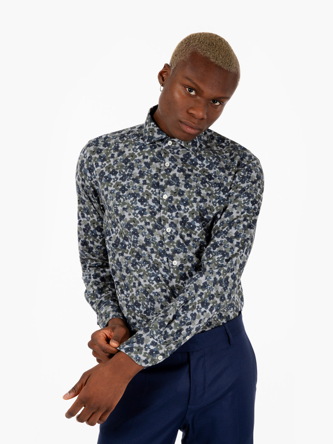 Green/blue floral patterned shirt