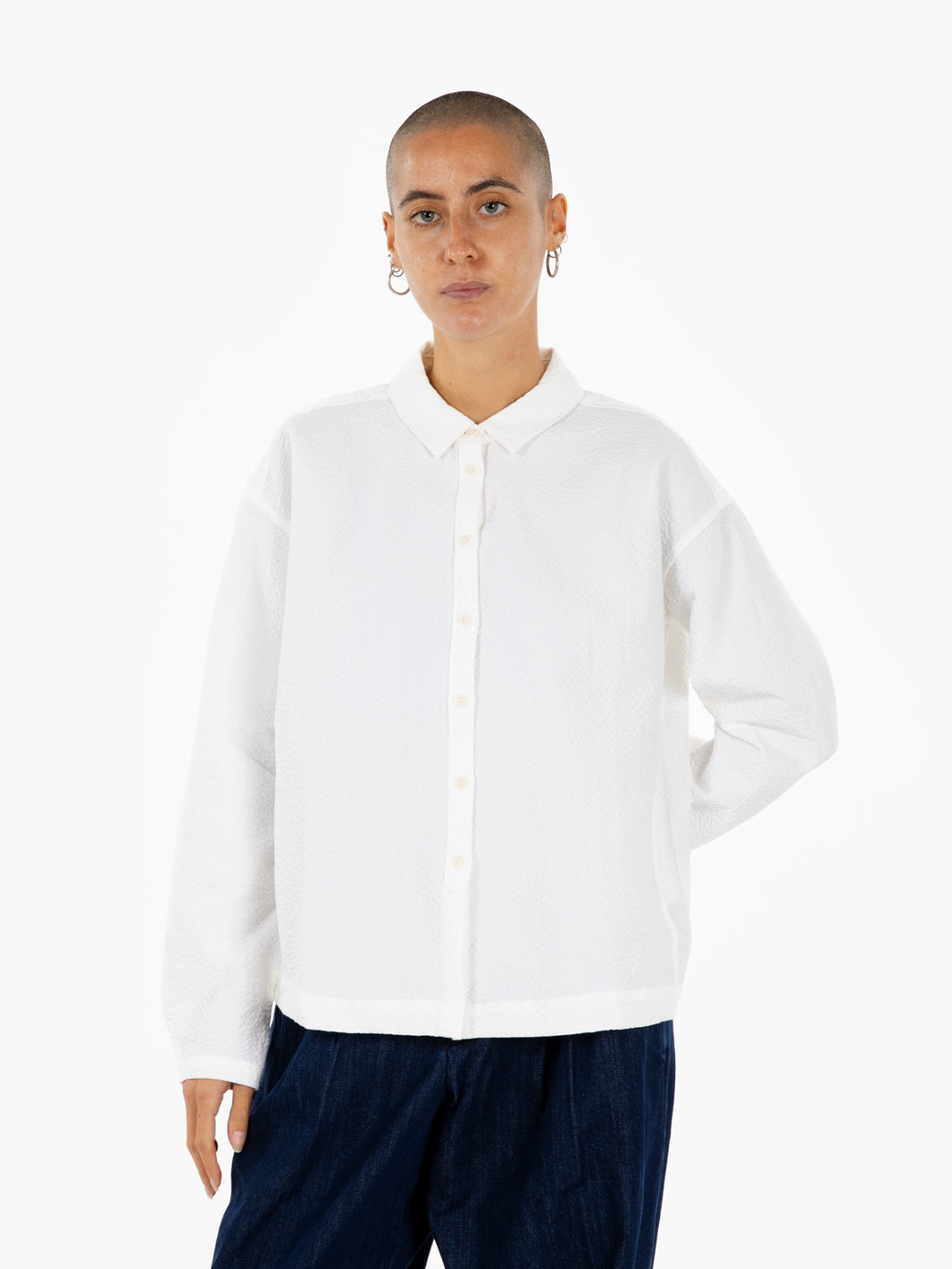 Marianne shirt in white embossed fabric