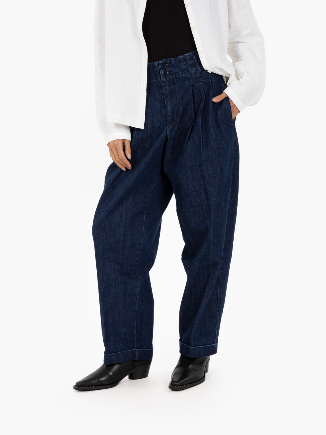 Keaton trousers with indigo pleats